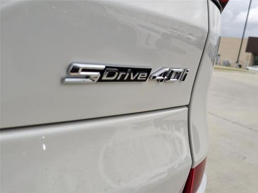 2026 BMW X5 sDrive40i