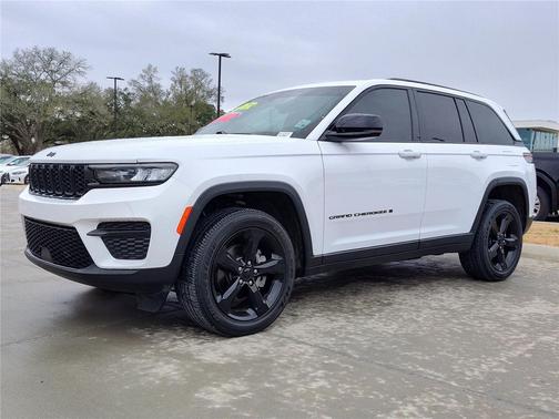 2023 Jeep Grand Cherokee Altitude