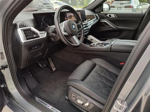 2025 BMW X6 xDrive40i