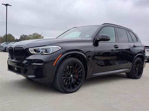 2023 BMW X5 M50i