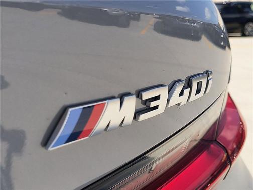 2025 BMW M340 M340i