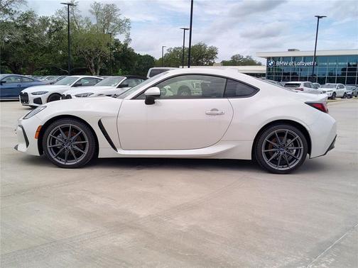 Crystal White Pearl 2023 Subaru BRZ Limited