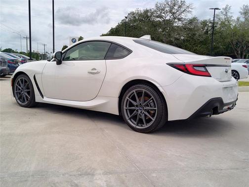Crystal White Pearl 2023 Subaru BRZ Limited