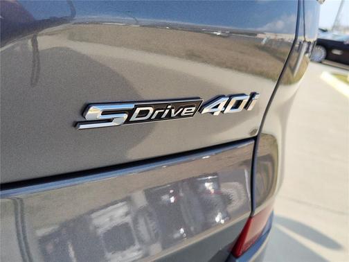 2026 BMW X5 sDrive40i