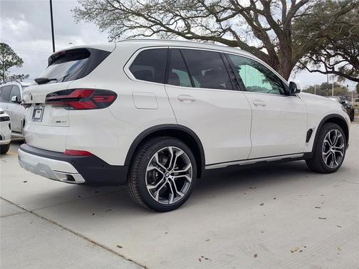 2026 BMW X5 sDrive40i