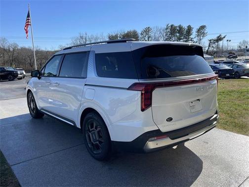 2026 Kia Carnival SX