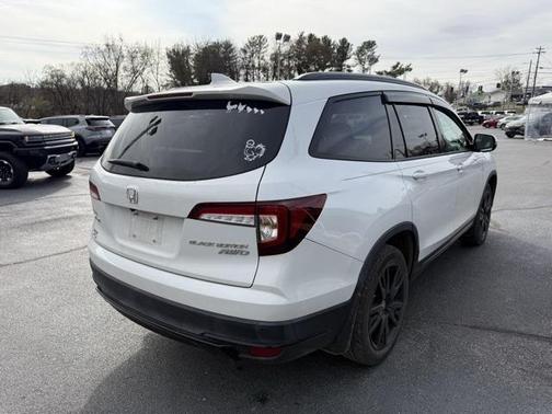 2021 Honda Pilot AWD Black Edition
