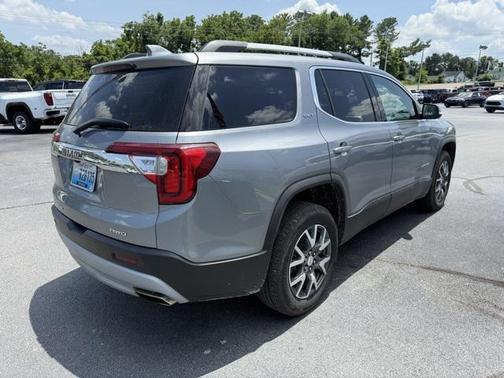 2023 GMC Acadia AWD SLT