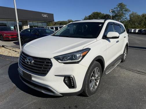 2018 Hyundai SANTA FE SE