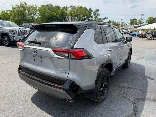 Silver Sky Metallic/Midnight Black Metallic 2021 Toyota RAV4 Hybrid SE
