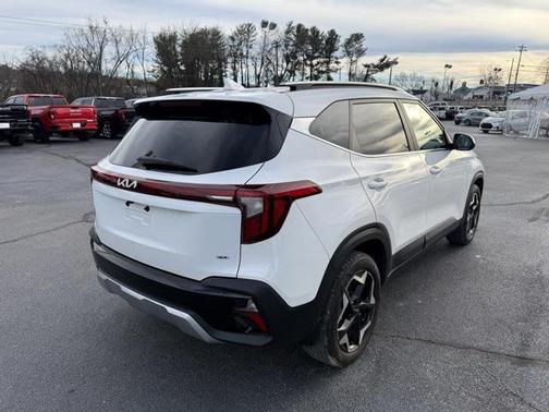 2024 Kia Seltos EX