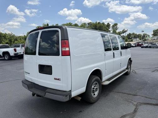 2017 GMC Savana 2500 Work Van