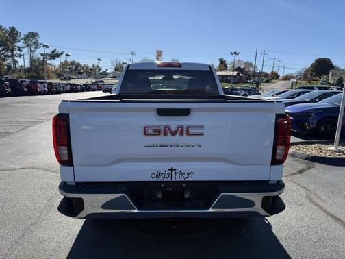 2024 GMC Sierra 1500 Pro