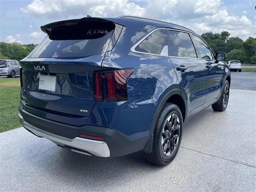 2025 Kia Sorento SX
