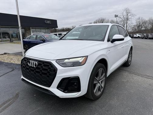 2025 Audi Q5 45 S line Premium