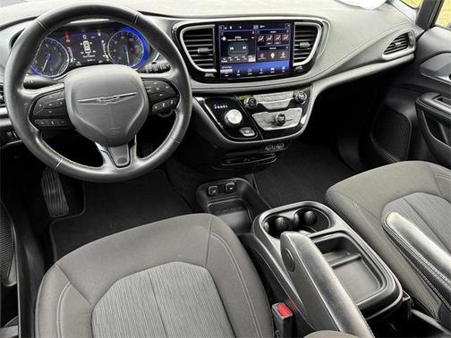 2021 Chrysler Pacifica Touring