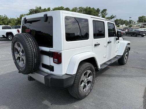 2017 Jeep Wrangler Unlimited Sahara