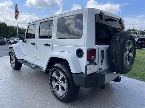 2017 Jeep Wrangler Unlimited Sahara
