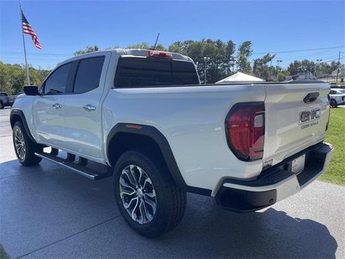 2023 GMC Canyon Denali