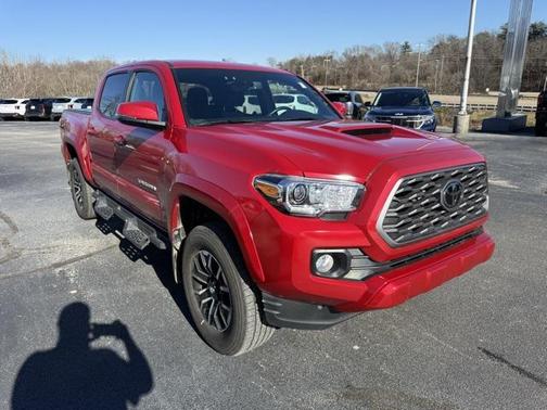 2022 Toyota Tacoma TRD Sport