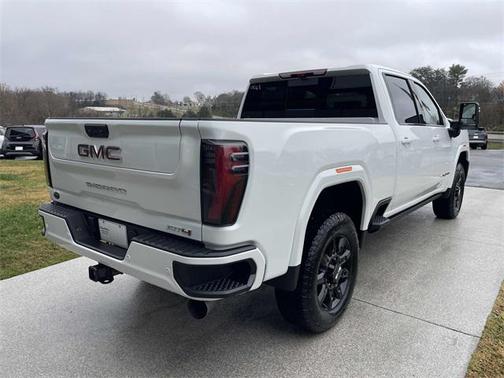 2026 GMC Sierra 2500 AT4