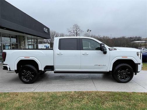 2026 GMC Sierra 2500 AT4