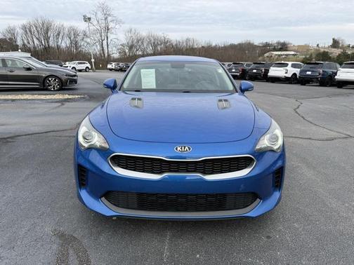 2019 Kia Stinger Base