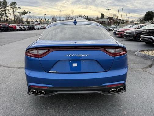 2019 Kia Stinger Base