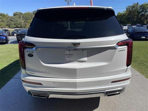 2023 Cadillac XT6 Luxury AWD