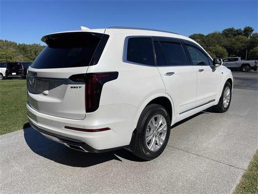 2023 Cadillac XT6 Luxury AWD