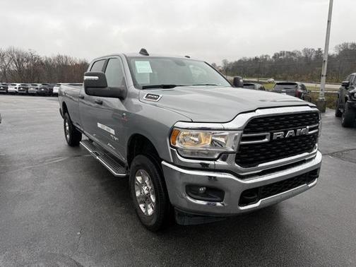 2024 RAM 3500 Big Horn Crew Cab 4x4 8' Box