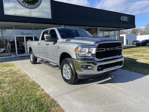 2024 RAM 3500 Big Horn Crew Cab 4x4 8' Box