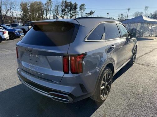 2022 Kia Sorento SX