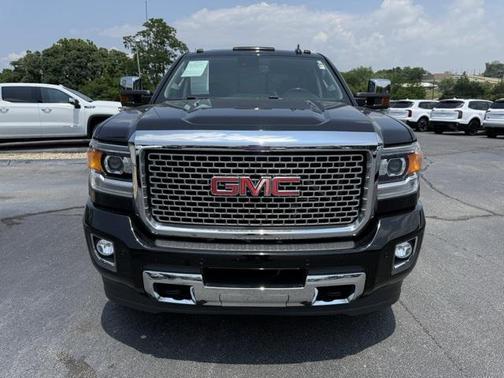 2016 GMC Sierra 2500 Denali