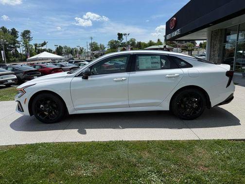 Snow White Pearl 2026 Kia K5 GT-Line FWD