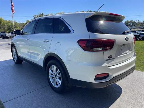 2020 Kia Sorento LX