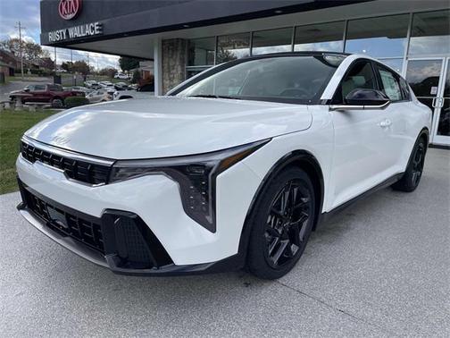 2025 Kia K4 GT-Line Turbo