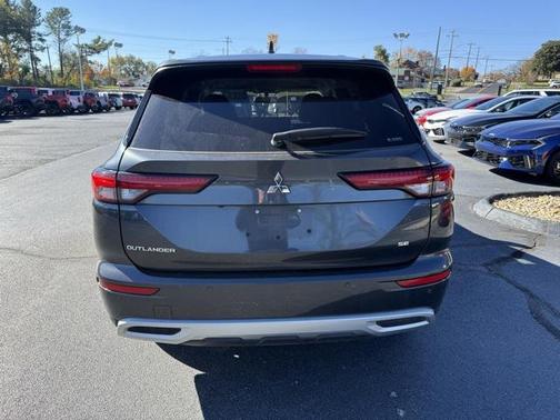 2024 Mitsubishi Outlander SE Black Edition w/Pano Roof S-AWC
