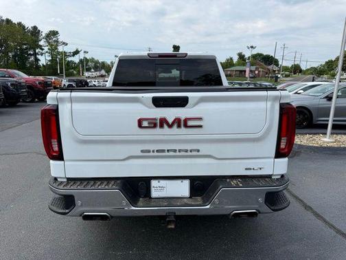 Summit White 2022 GMC Sierra 1500 SLT