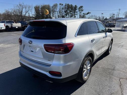 2020 Kia Sorento LX