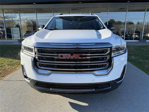 2023 GMC Acadia AWD AT4