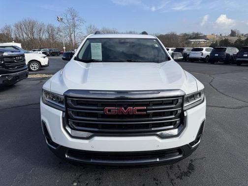 2023 GMC Acadia AWD AT4