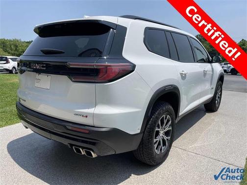 2024 GMC Acadia AWD AT4