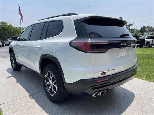 2024 GMC Acadia AWD AT4