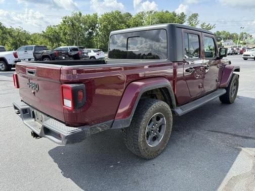 2022 Jeep Gladiator Sport S
