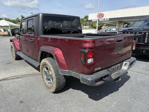 2022 Jeep Gladiator Sport S