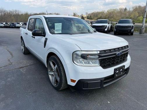 Oxford White 2024 Ford Maverick XLT