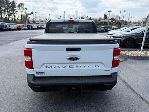 Oxford White 2024 Ford Maverick XLT