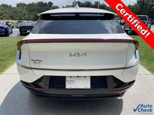 2022 Kia EV6 Wind