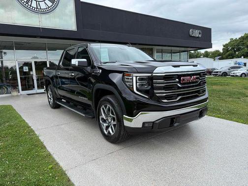 Onyx Black 2023 GMC Sierra 1500 SLT